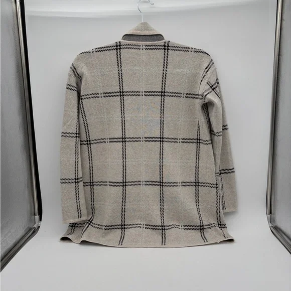 Womens LOFT Size XSP Black and Gray Knit Cardigan - Picture 2 of 4